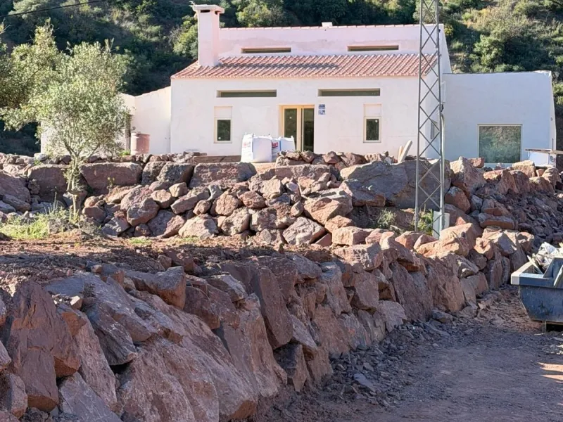 EXCLUSIVE SUSTAINABLE RUSTIC ESTATE · 50,000 m² · LUXURY ECO-FRIENDLY VILLA
