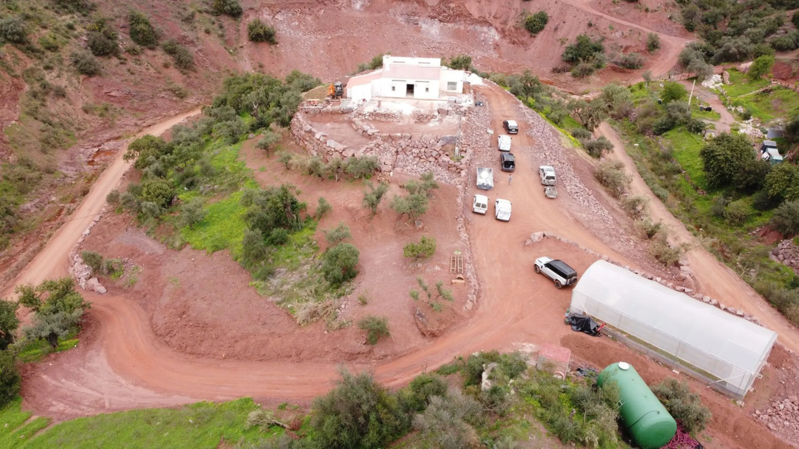EXCLUSIVE SUSTAINABLE RUSTIC ESTATE · 50,000 m² · LUXURY ECO-FRIENDLY VILLA