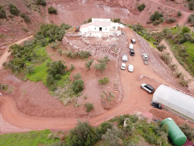 EXCLUSIVE SUSTAINABLE RUSTIC ESTATE · 50,000 m² · LUXURY ECO-FRIENDLY VILLA