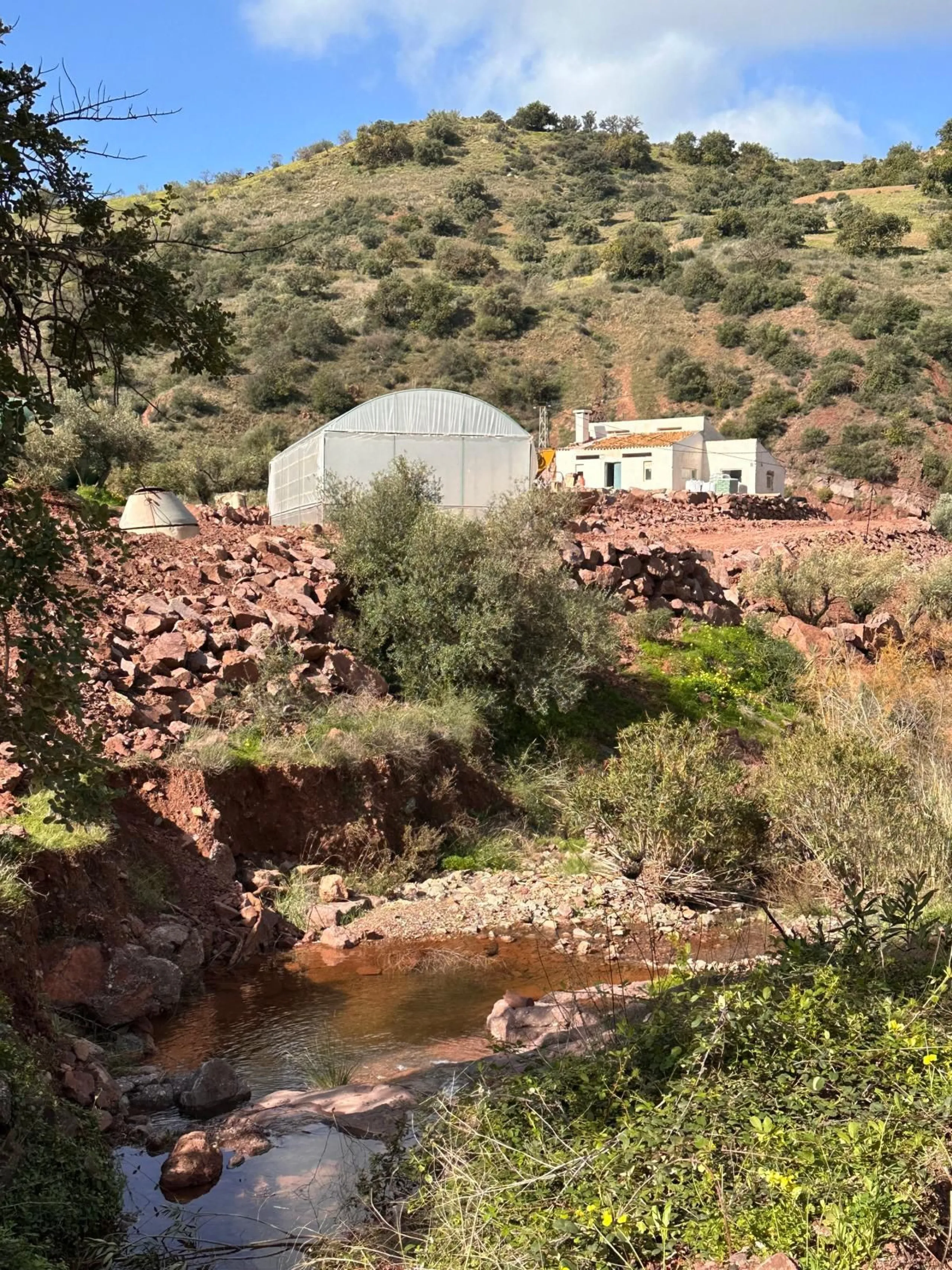 EXCLUSIVE SUSTAINABLE RUSTIC ESTATE · 50,000 m² · LUXURY ECO-FRIENDLY VILLA