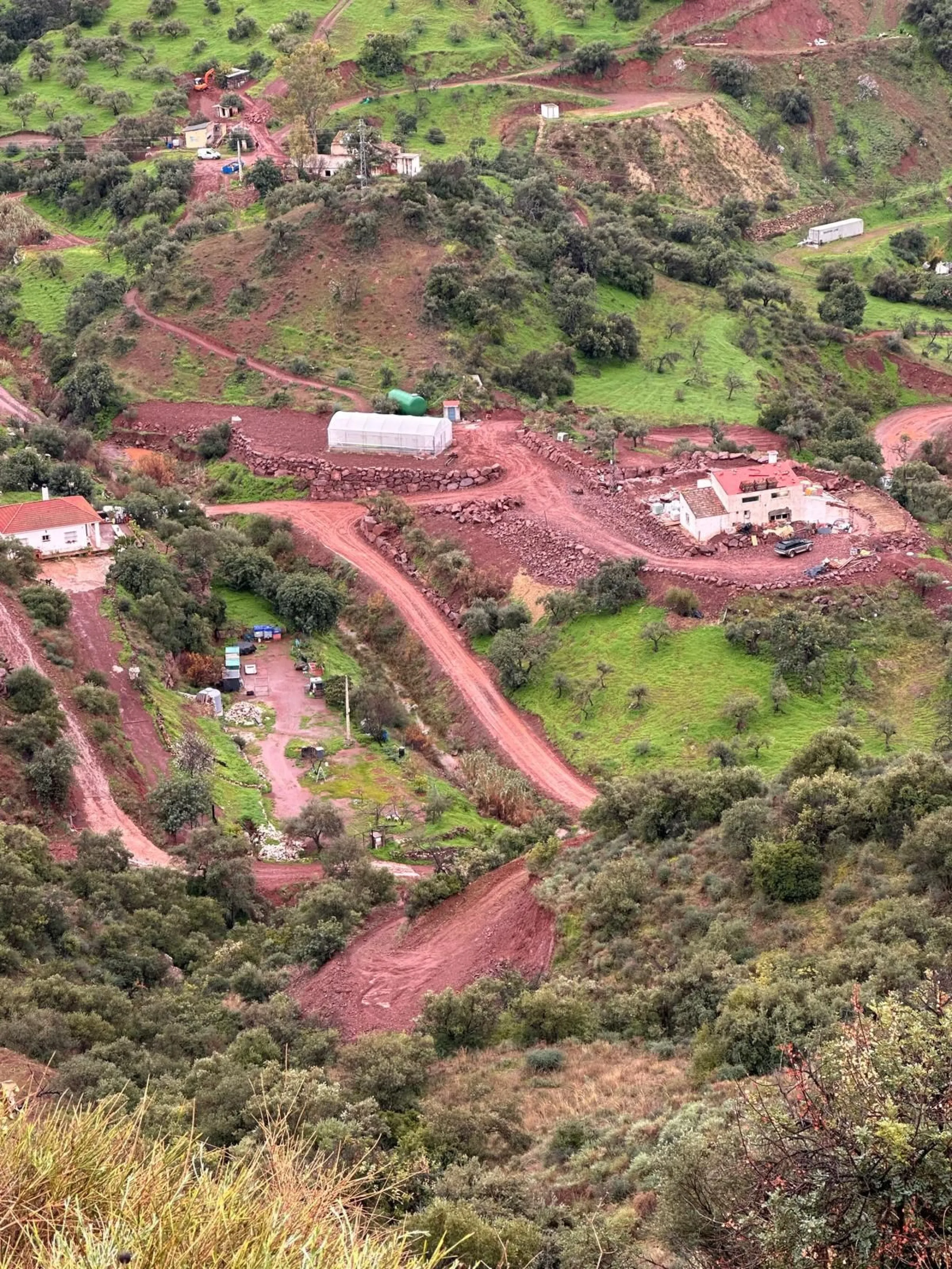 EXCLUSIVE SUSTAINABLE RUSTIC ESTATE · 50,000 m² · LUXURY ECO-FRIENDLY VILLA