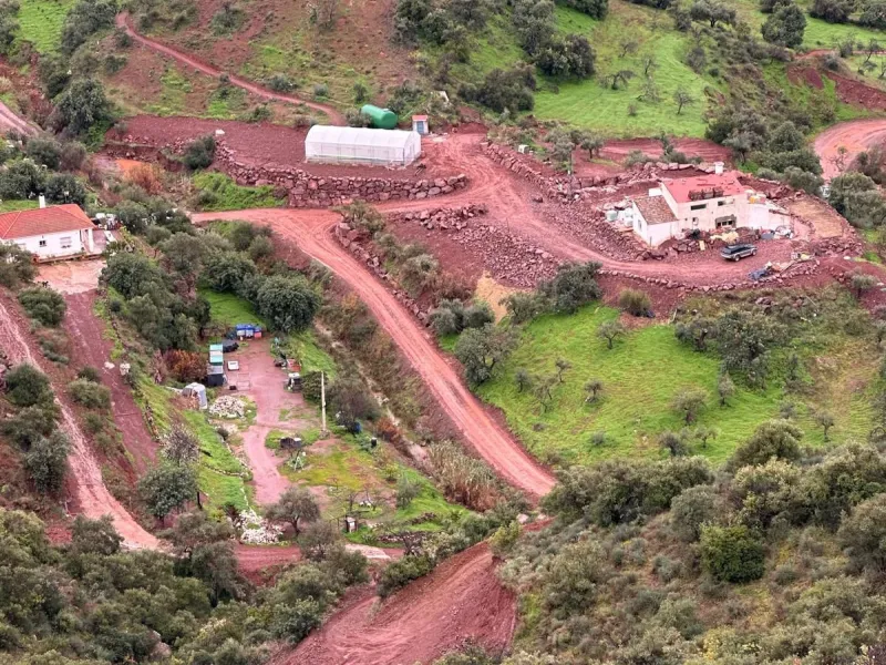 EXCLUSIVE SUSTAINABLE RUSTIC ESTATE · 50,000 m² · LUXURY ECO-FRIENDLY VILLA