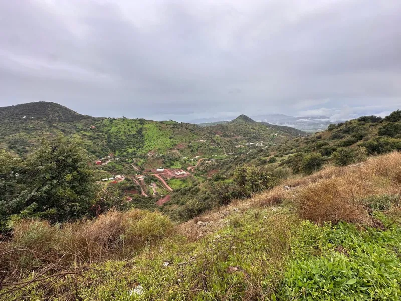 EXCLUSIVE SUSTAINABLE RUSTIC ESTATE · 50,000 m² · LUXURY ECO-FRIENDLY VILLA