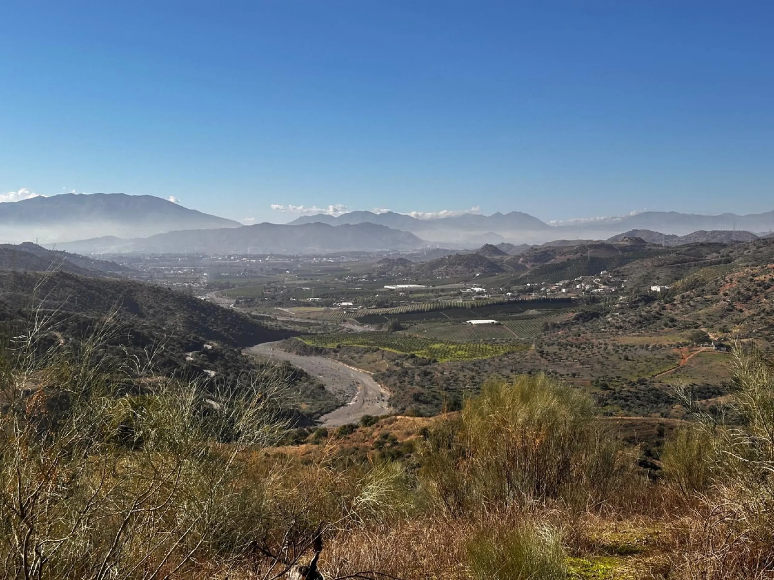 EXCLUSIVE SUSTAINABLE RUSTIC ESTATE · 50,000 m² · LUXURY ECO-FRIENDLY VILLA