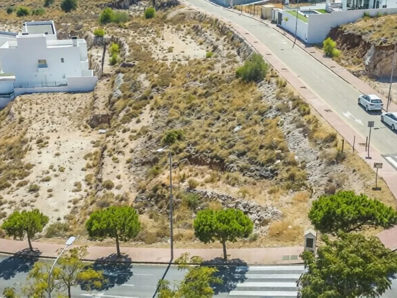Plot - Residential Plot в продаже в Benalmadena, Málaga. Площадь участка 676 м²