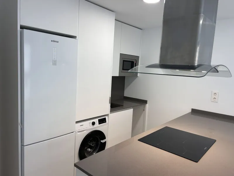 Middle Floor Apartment, Estepona, Costa del Sol.