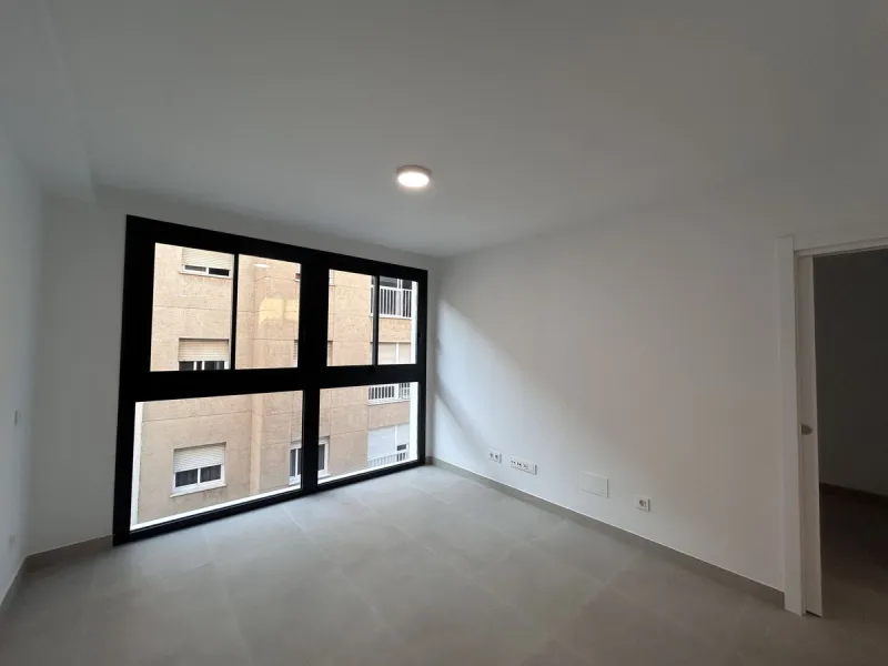 Middle Floor Apartment, Estepona, Costa del Sol.