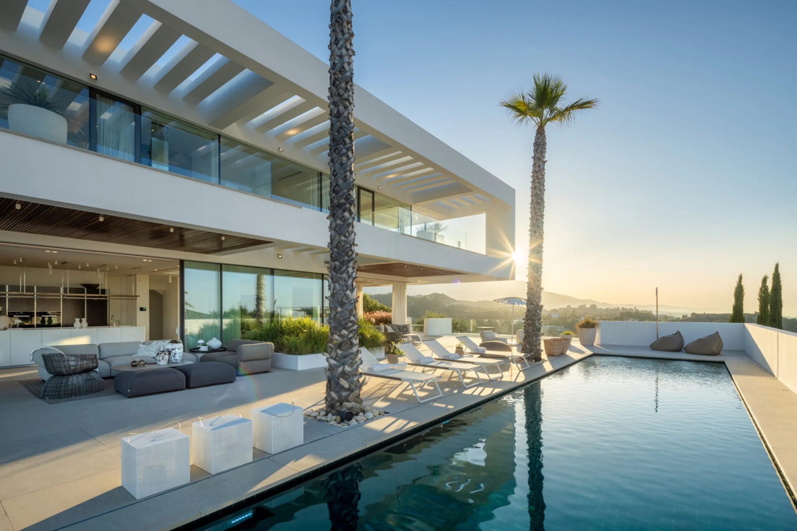Nestled in the serene enclave of La Quinta, this contemporary villa, built in 2021, is designed to capture the essence of luxury living. South-facing, it offers stunning, sweeping views from the impressive La Concha Mountain to the Mediterranean Sea and e