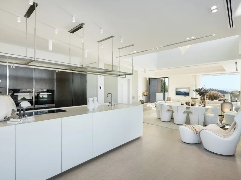 Nestled in the serene enclave of La Quinta, this contemporary villa, built in 2021, is designed to capture the essence of luxury living. South-facing, it offers stunning, sweeping views from the impressive La Concha Mountain to the Mediterranean Sea and e