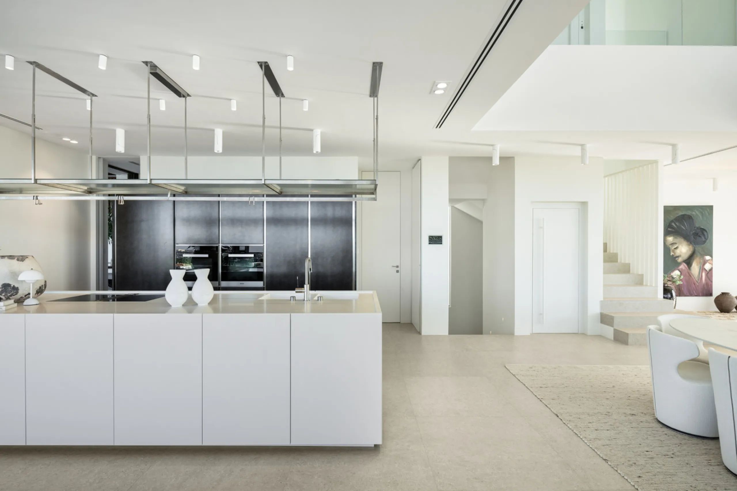 Nestled in the serene enclave of La Quinta, this contemporary villa, built in 2021, is designed to capture the essence of luxury living. South-facing, it offers stunning, sweeping views from the impressive La Concha Mountain to the Mediterranean Sea and e