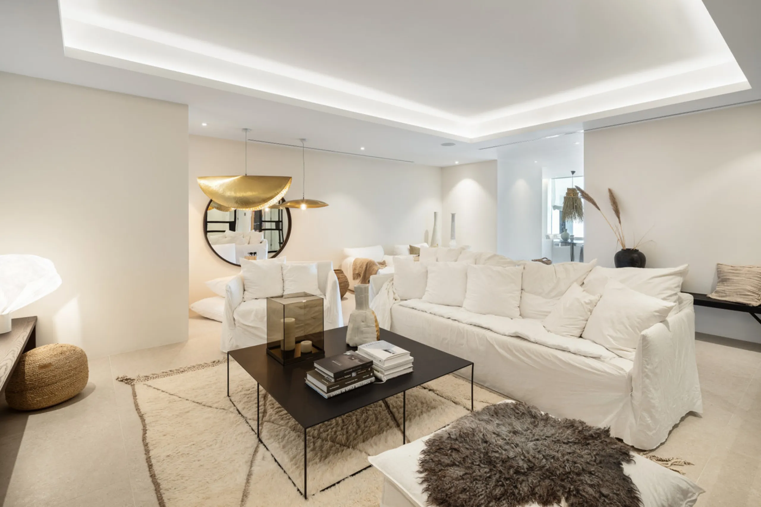 Nestled in the serene enclave of La Quinta, this contemporary villa, built in 2021, is designed to capture the essence of luxury living. South-facing, it offers stunning, sweeping views from the impressive La Concha Mountain to the Mediterranean Sea and e