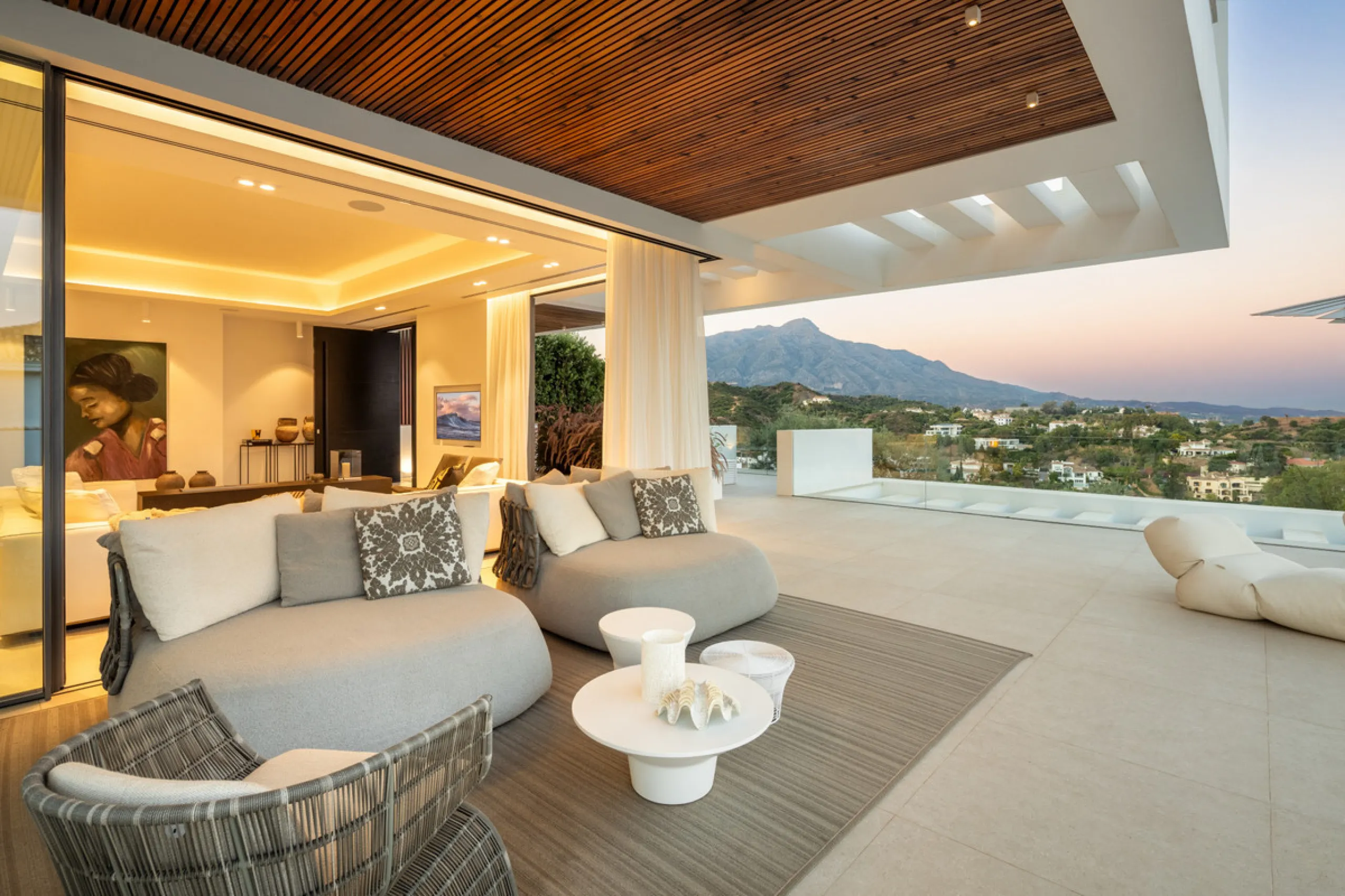 Nestled in the serene enclave of La Quinta, this contemporary villa, built in 2021, is designed to capture the essence of luxury living. South-facing, it offers stunning, sweeping views from the impressive La Concha Mountain to the Mediterranean Sea and e