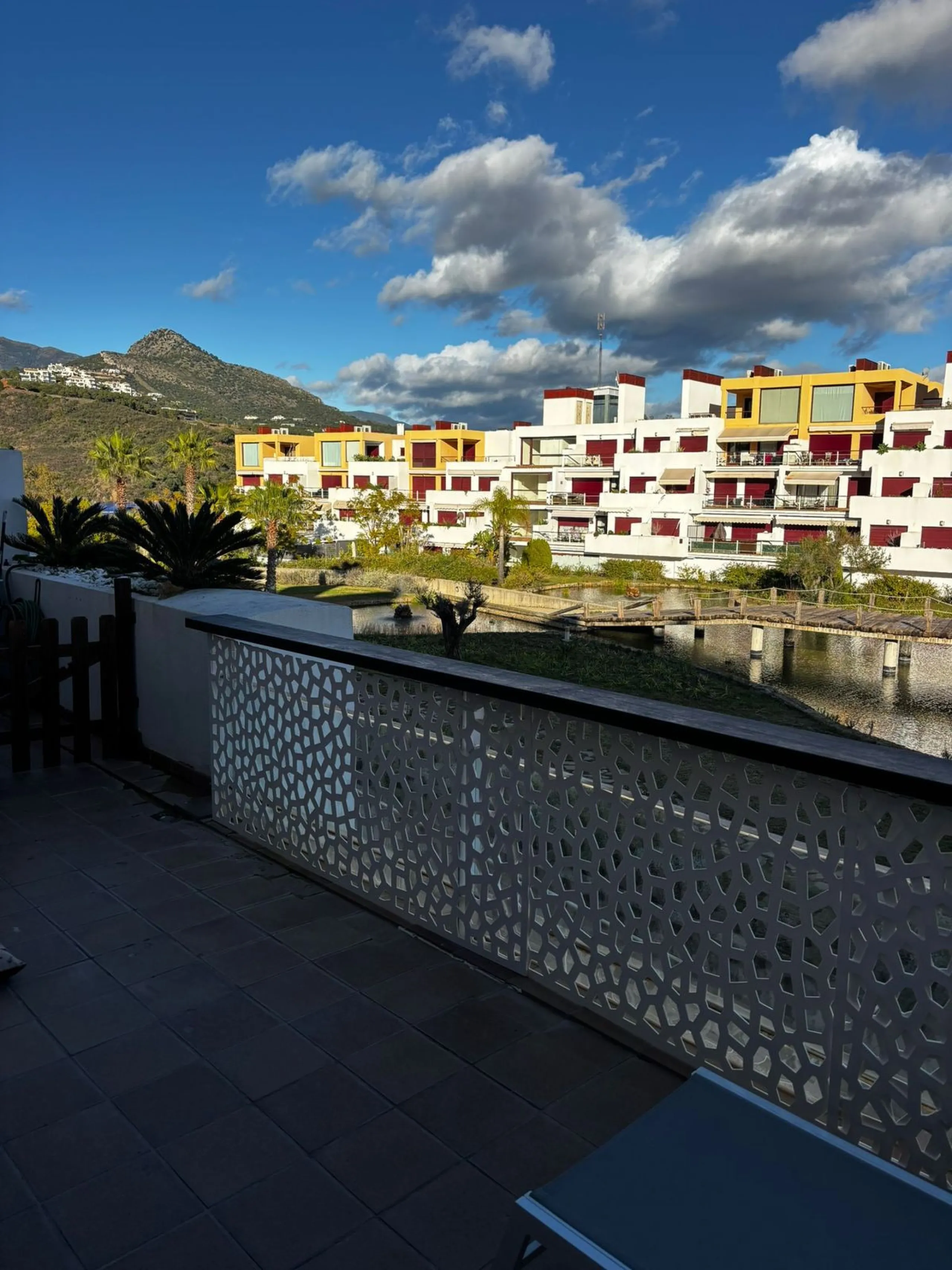 Charming 1-Bedroom Apartment in Parque Botánico Urbanisation – Estepona, with Resort Amenities