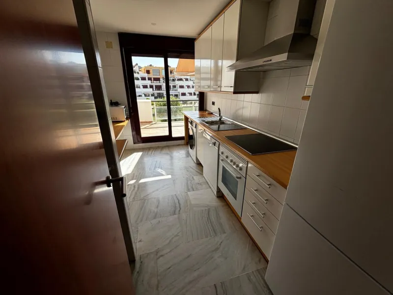 Charming 1-Bedroom Apartment in Parque Botánico Urbanisation – Estepona, with Resort Amenities