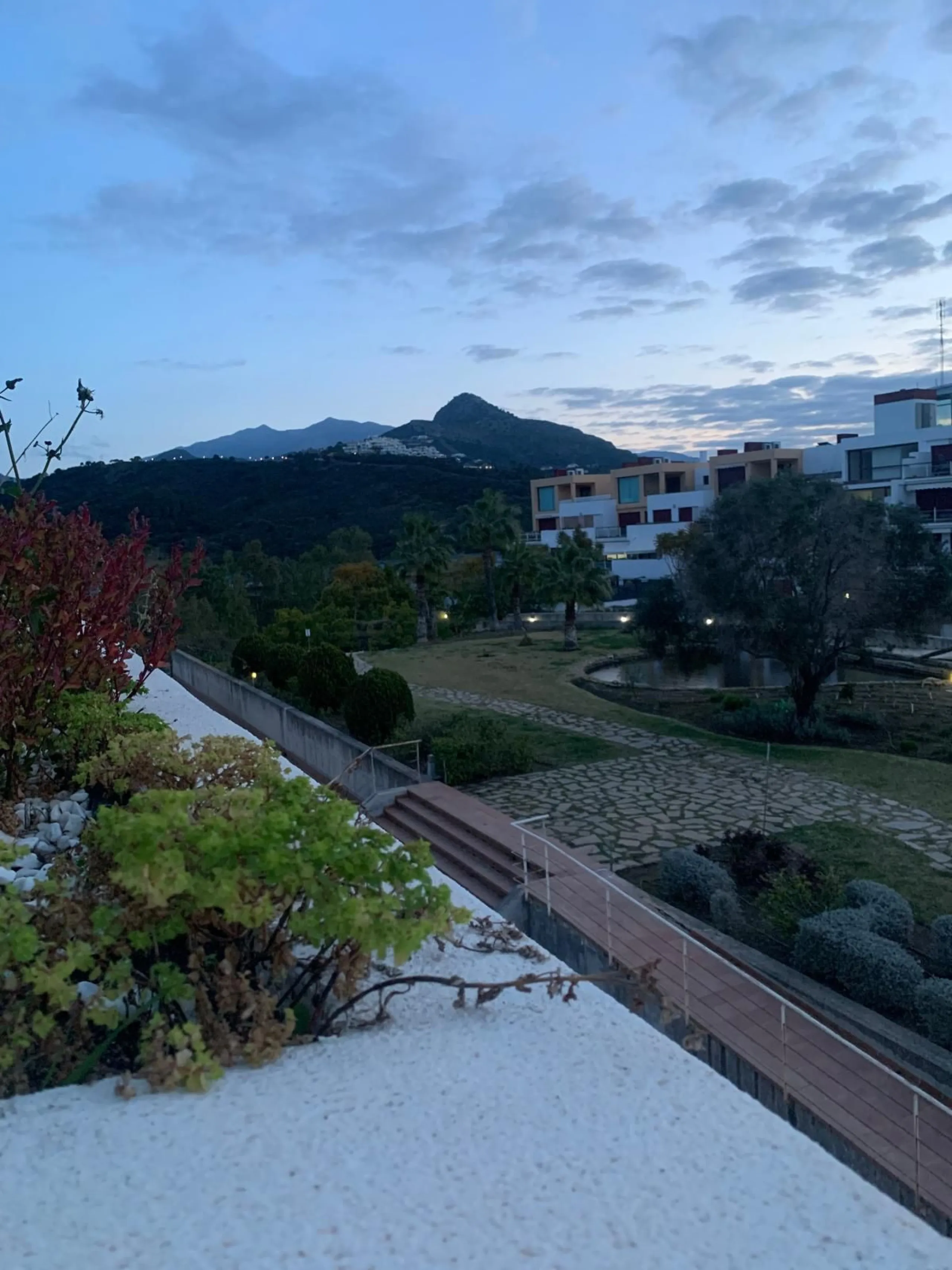 Charming 1-Bedroom Apartment in Parque Botánico Urbanisation – Estepona, with Resort Amenities