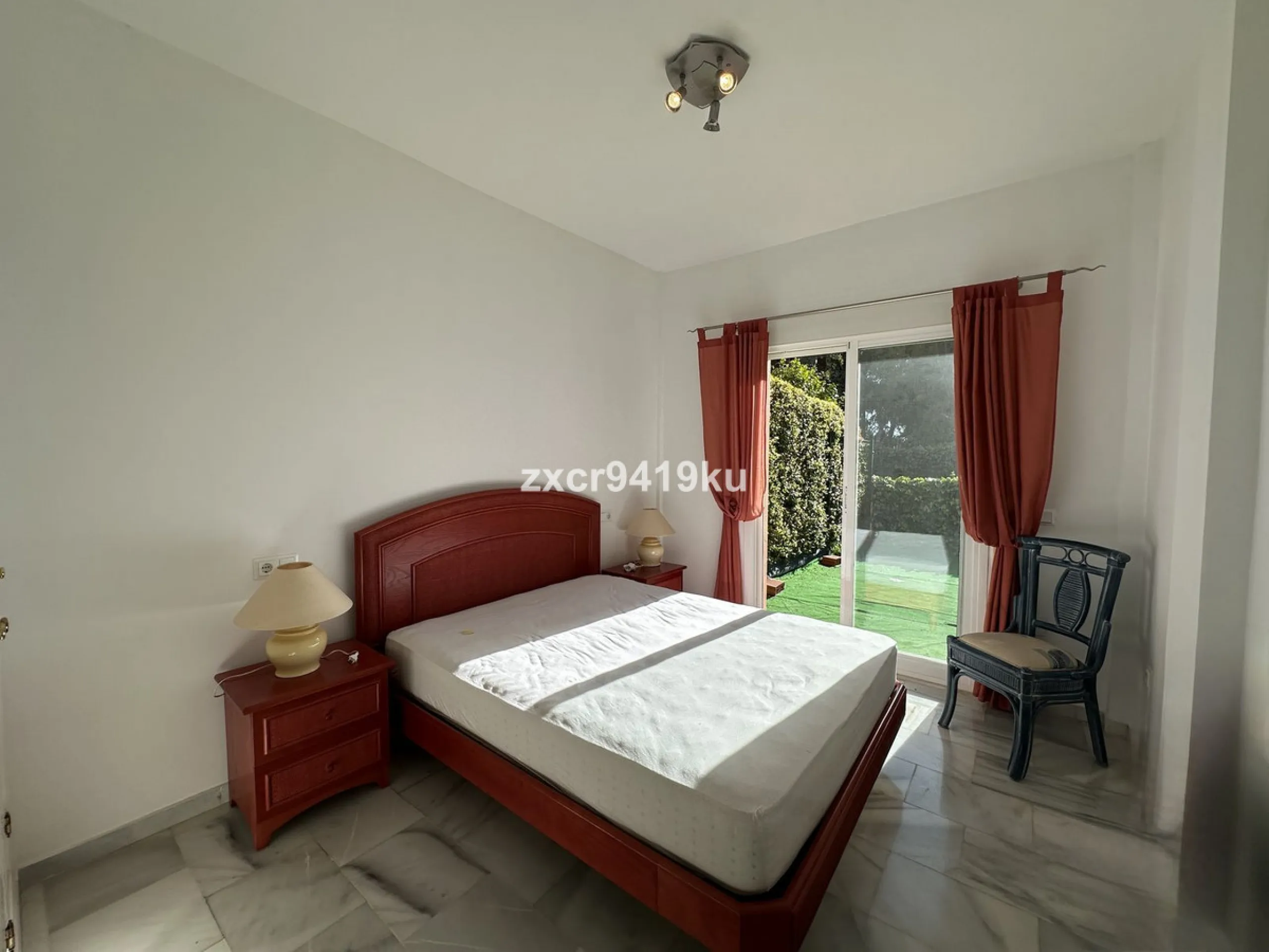 Apartment - Ground Floor Apartment в продаже в Marbella, Málaga. В доме 3 спален и 2 ванных комнат. Площадь дома 87 м². Площадь участка 58 м²