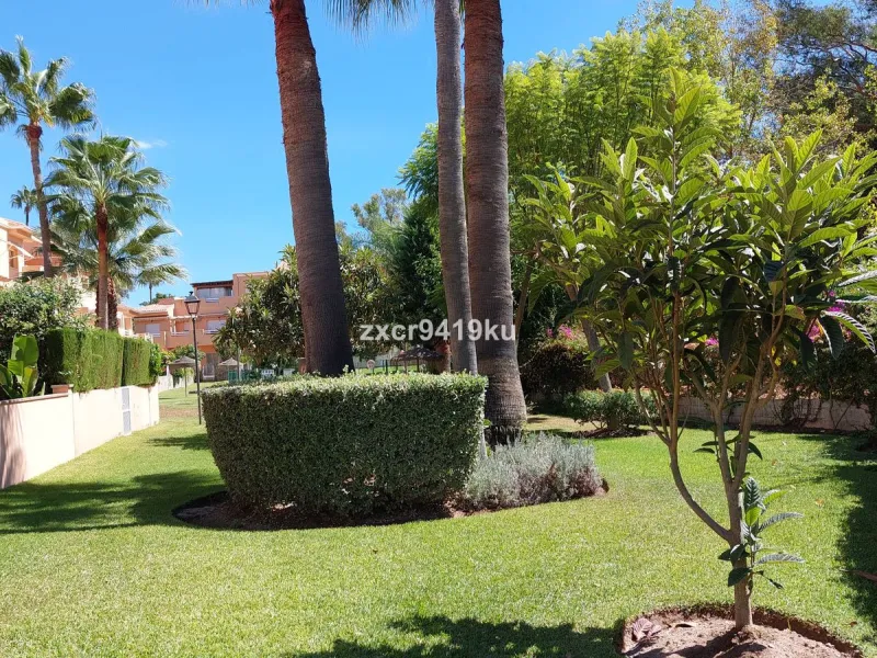 Apartment - Ground Floor Apartment в продаже в Marbella, Málaga. В доме 3 спален и 2 ванных комнат. Площадь дома 87 м². Площадь участка 58 м²