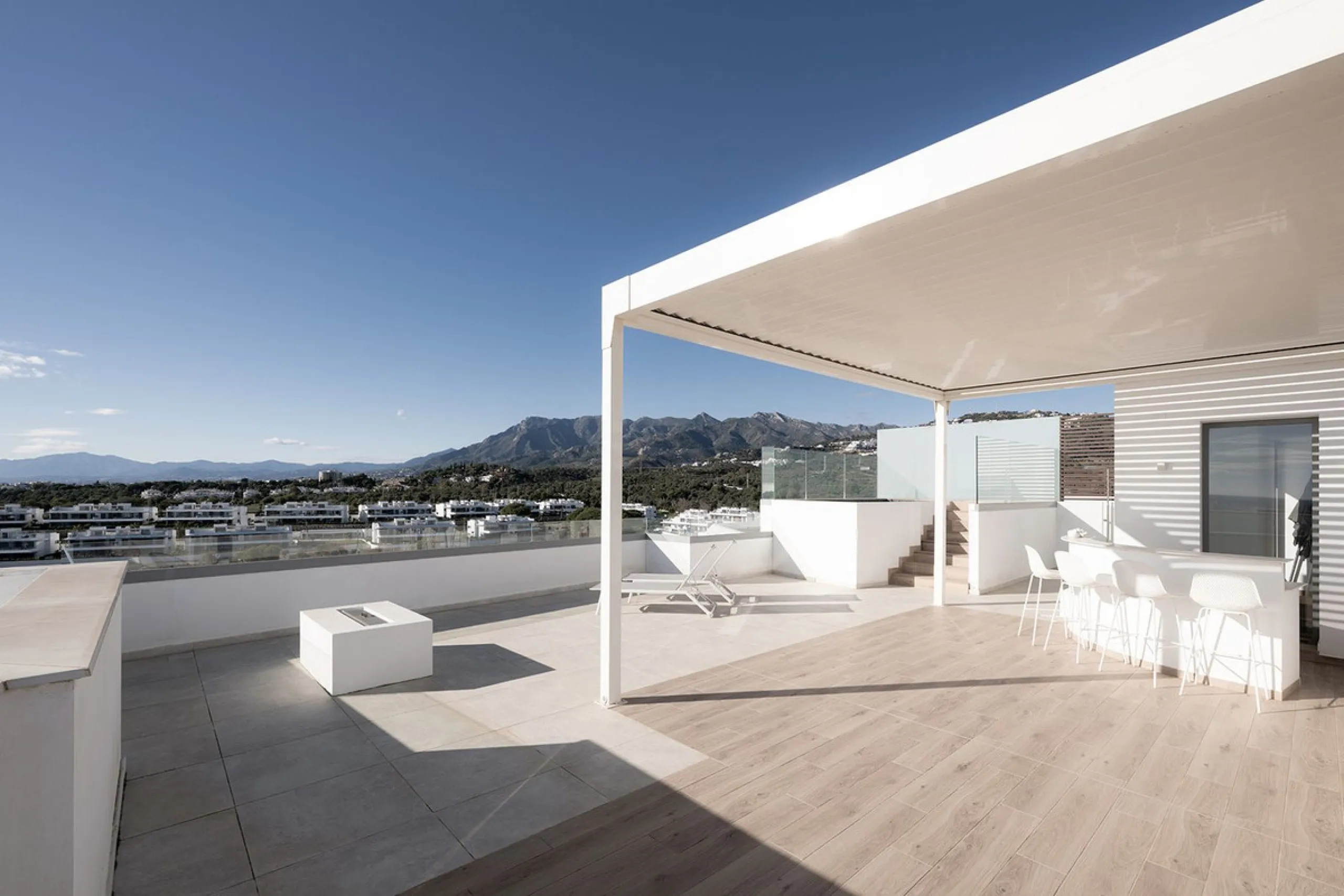 Situated in a gated development next to Santa Clara golf and minutes away from Marbella centre, this stunning modern penthouse has it all!