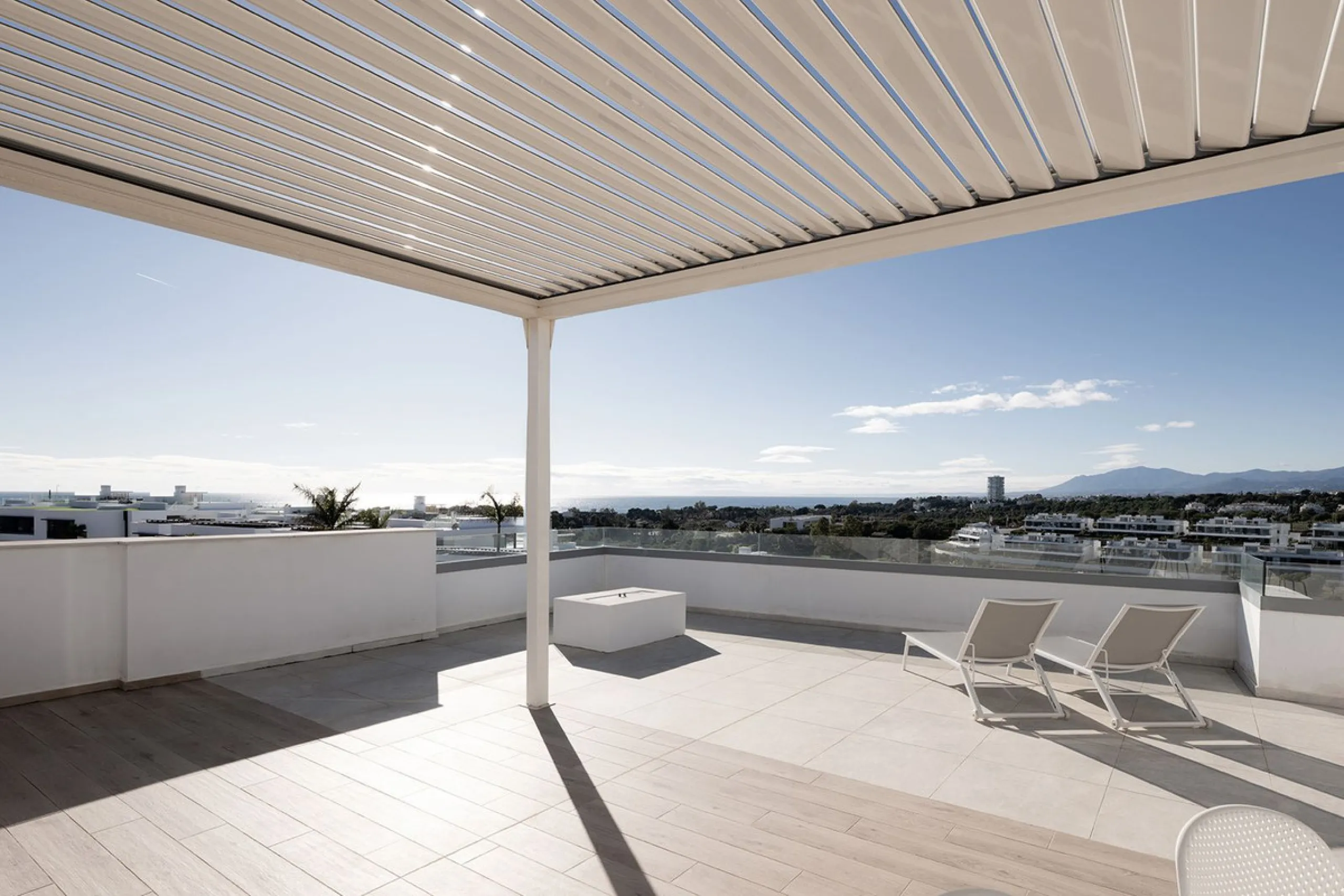 Situated in a gated development next to Santa Clara golf and minutes away from Marbella centre, this stunning modern penthouse has it all!