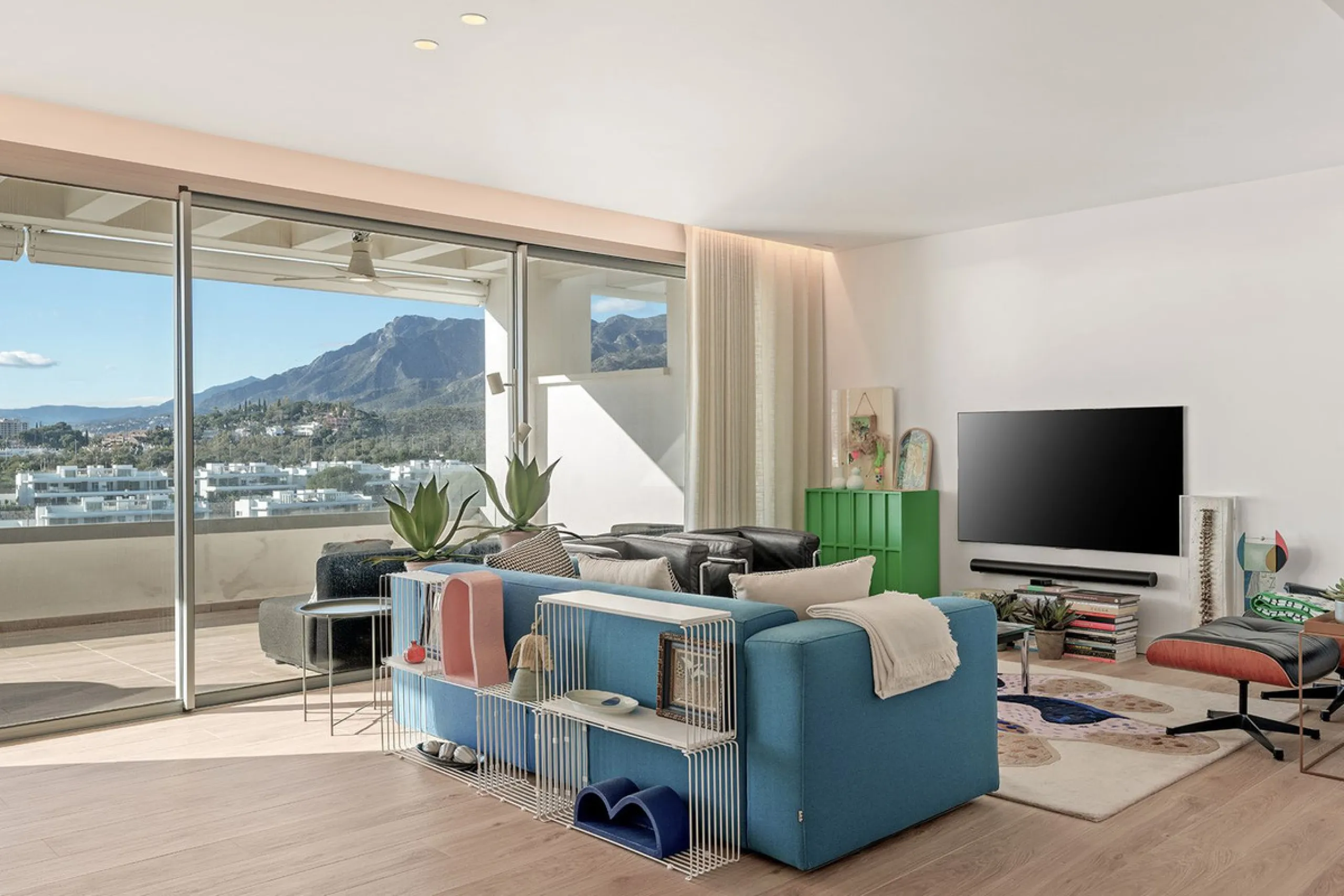 Situated in a gated development next to Santa Clara golf and minutes away from Marbella centre, this stunning modern penthouse has it all!