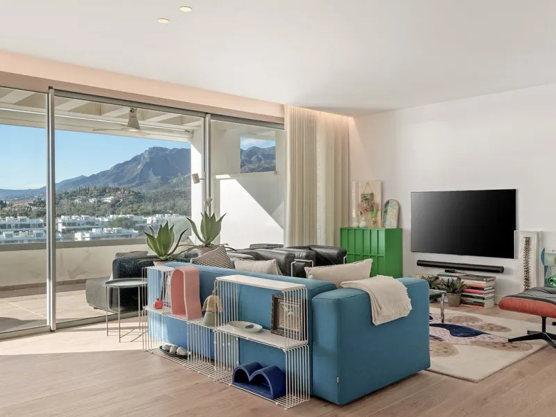 Situated in a gated development next to Santa Clara golf and minutes away from Marbella centre, this stunning modern penthouse has it all!