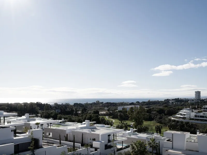 Situated in a gated development next to Santa Clara golf and minutes away from Marbella centre, this stunning modern penthouse has it all!