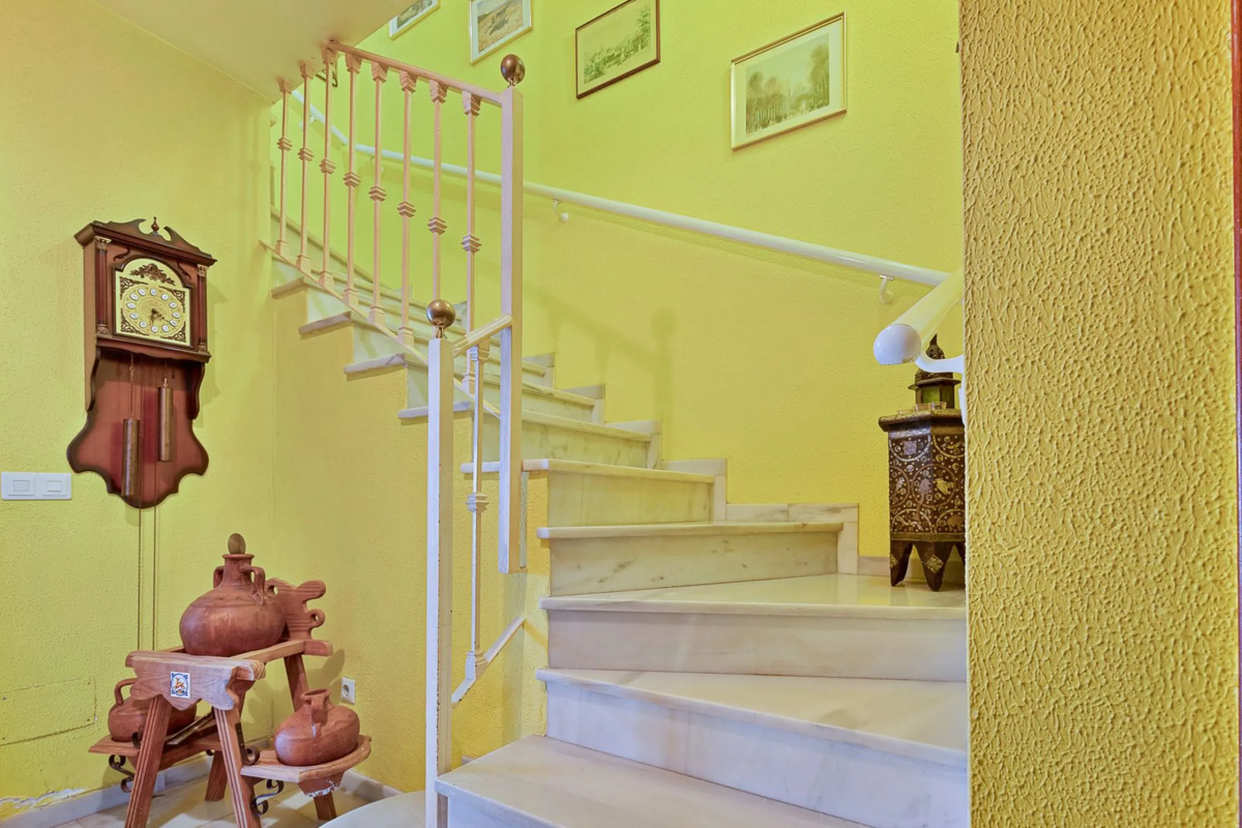 Prime location: Just 150m from the beach and close to all amenities.