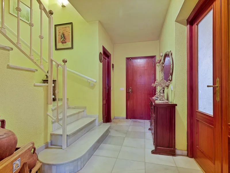 Prime location: Just 150m from the beach and close to all amenities.