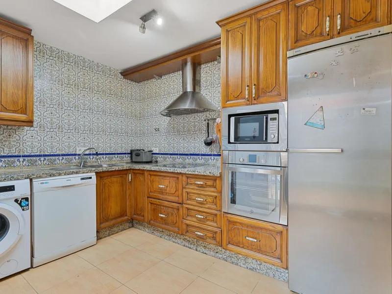 Prime location: Just 150m from the beach and close to all amenities.