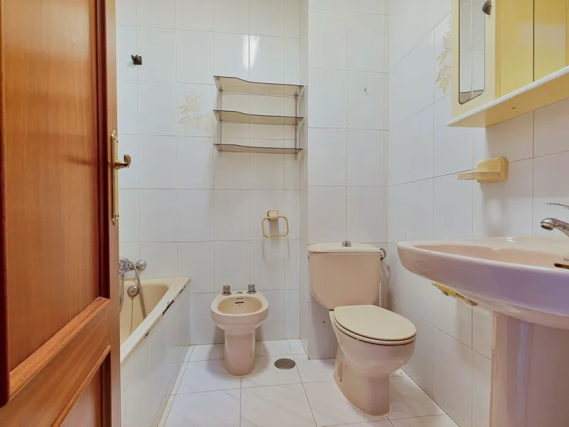 Prime location: Just 150m from the beach and close to all amenities.