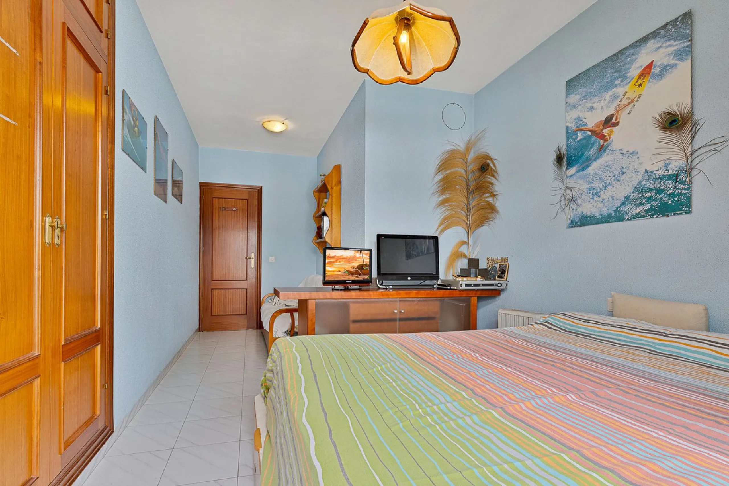 Prime location: Just 150m from the beach and close to all amenities.