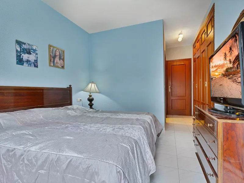 Prime location: Just 150m from the beach and close to all amenities.