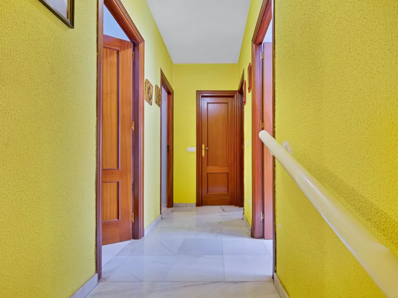 Prime location: Just 150m from the beach and close to all amenities.