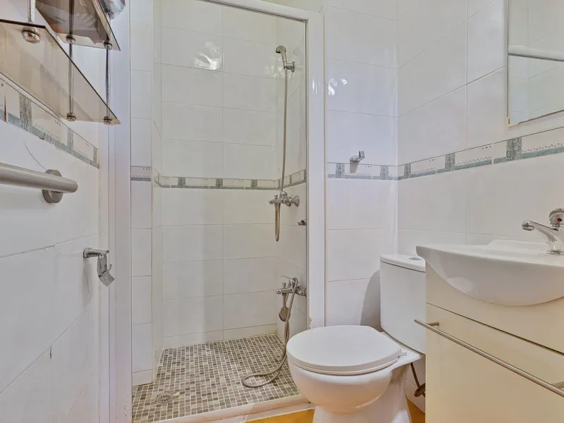 Prime location: Just 150m from the beach and close to all amenities.