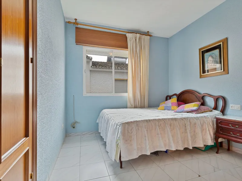 Prime location: Just 150m from the beach and close to all amenities.