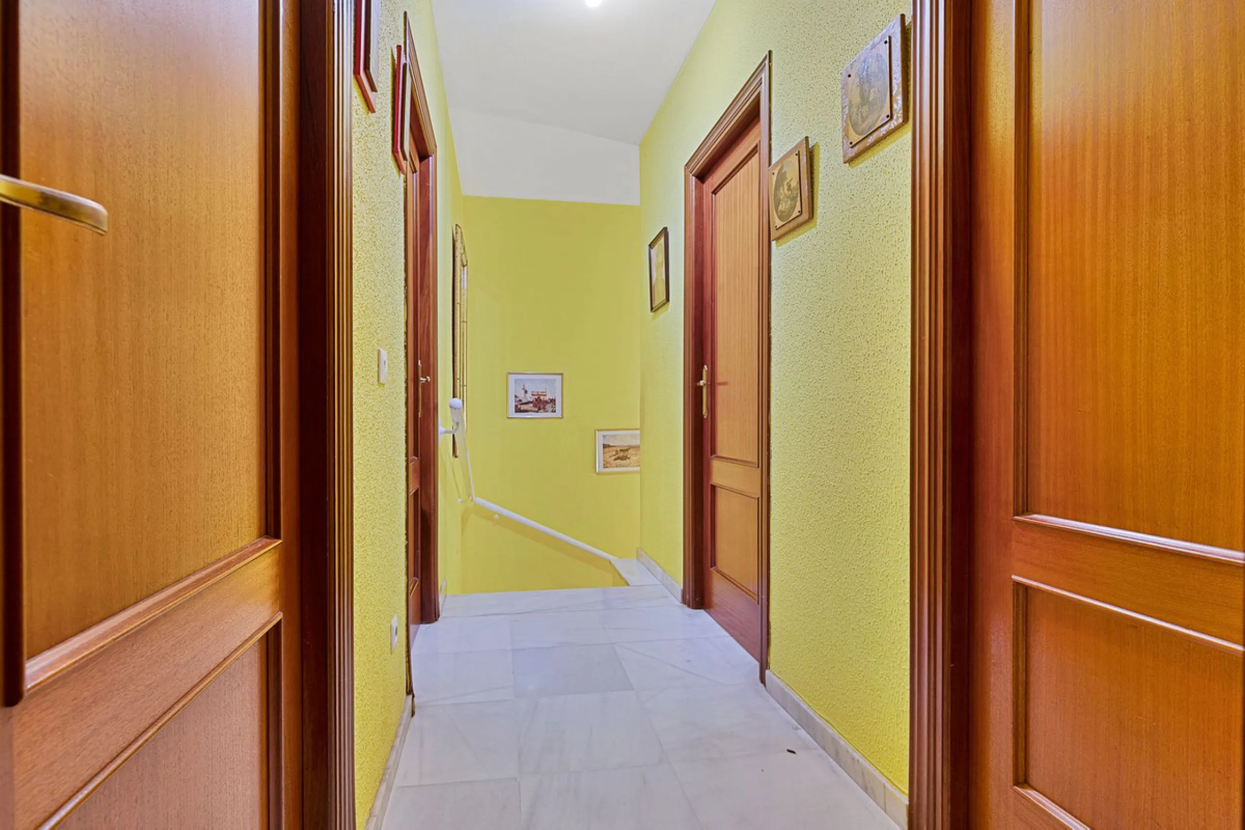 Prime location: Just 150m from the beach and close to all amenities.