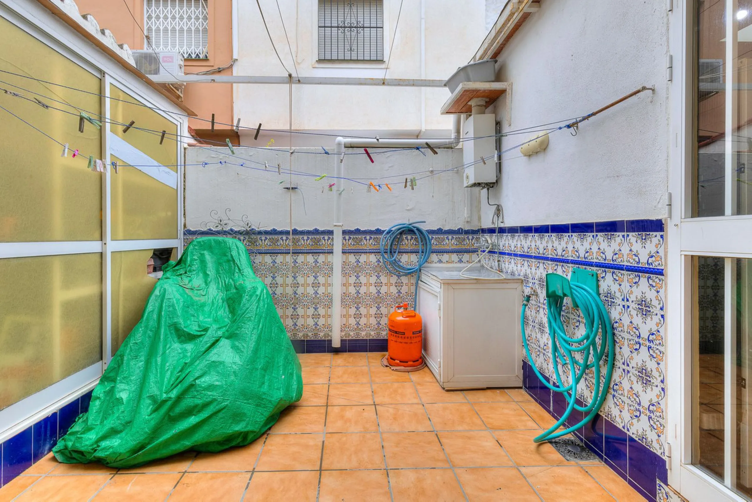 Prime location: Just 150m from the beach and close to all amenities.
