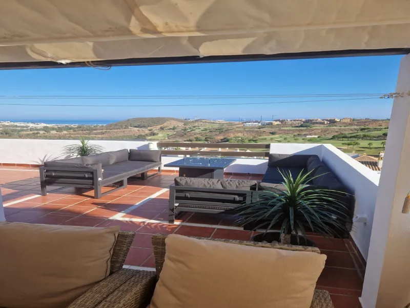 STUNNING PENTHOUSE IN CALANOVA GOLF, COSTA DEL SOL!