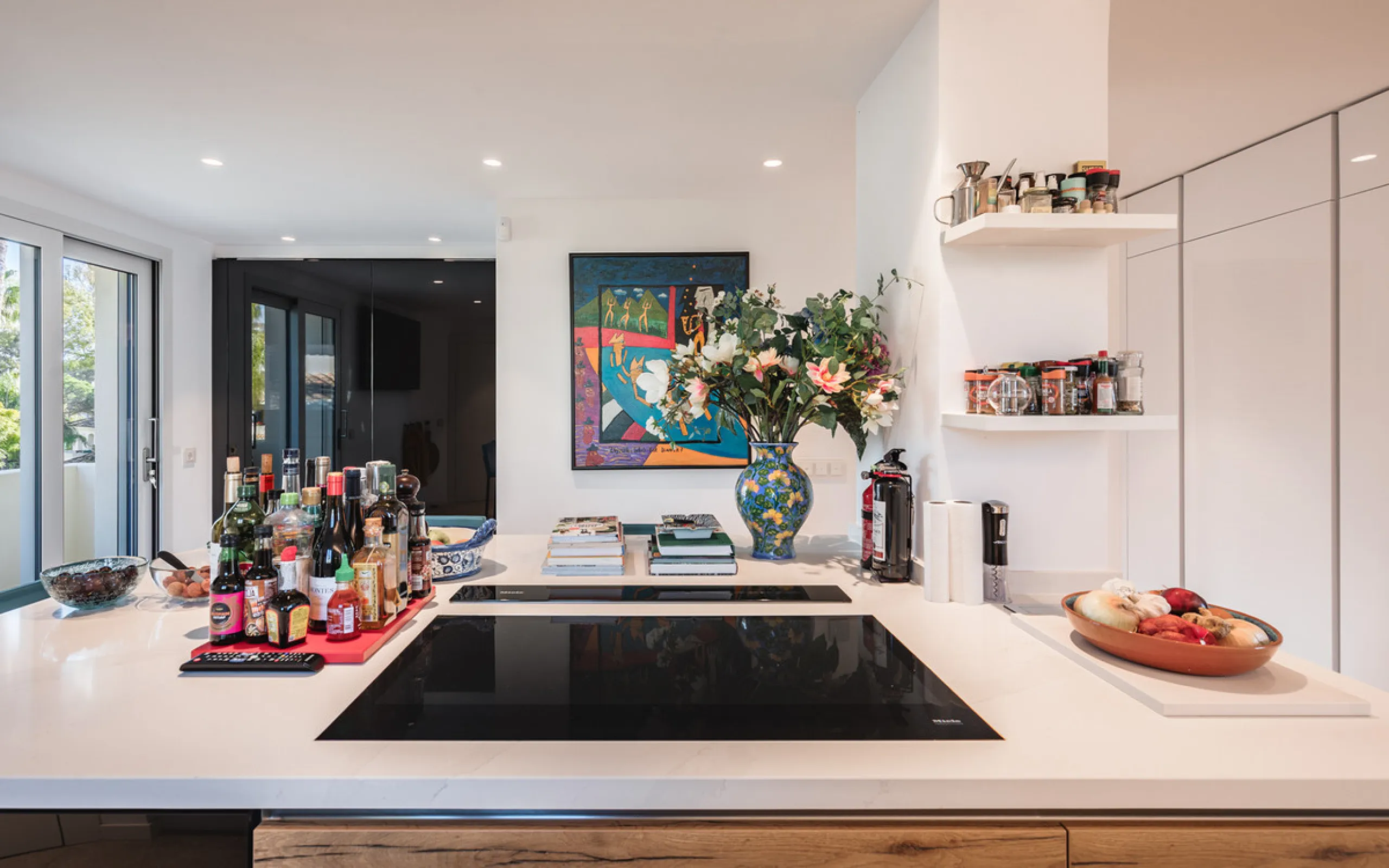 This exceptional and exquisitely designed southwest-facing duplex penthouse offers a stunning panoramic view of the award-winning gardens of Las Alamandas, in Nueva Andalucía, providing an ideal balance of sun and shade across its expansive terrace spaces