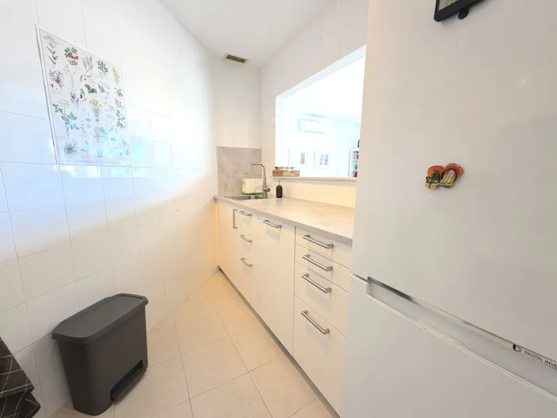 Modern 2-Bedroom Apartment in the Reserva del Higueron.