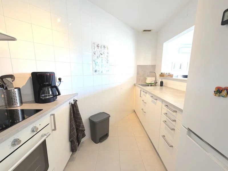 Modern 2-Bedroom Apartment in the Reserva del Higueron.