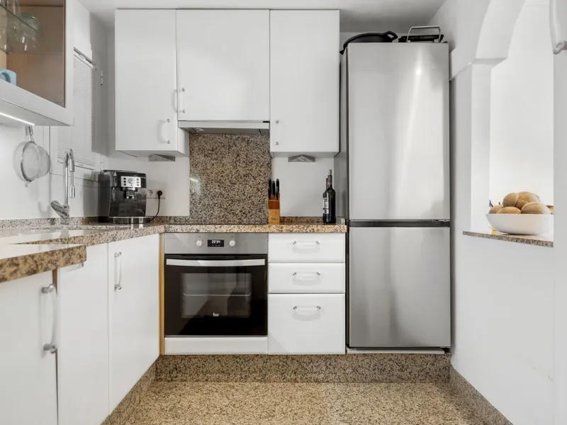 Set in the highly desirable beachfront area of Buenas Noches, Estepona, this exceptional frontline beach apartment offers direct access to the Mediterranean Sea and breathtaking uninterrupted panoramic sea views.