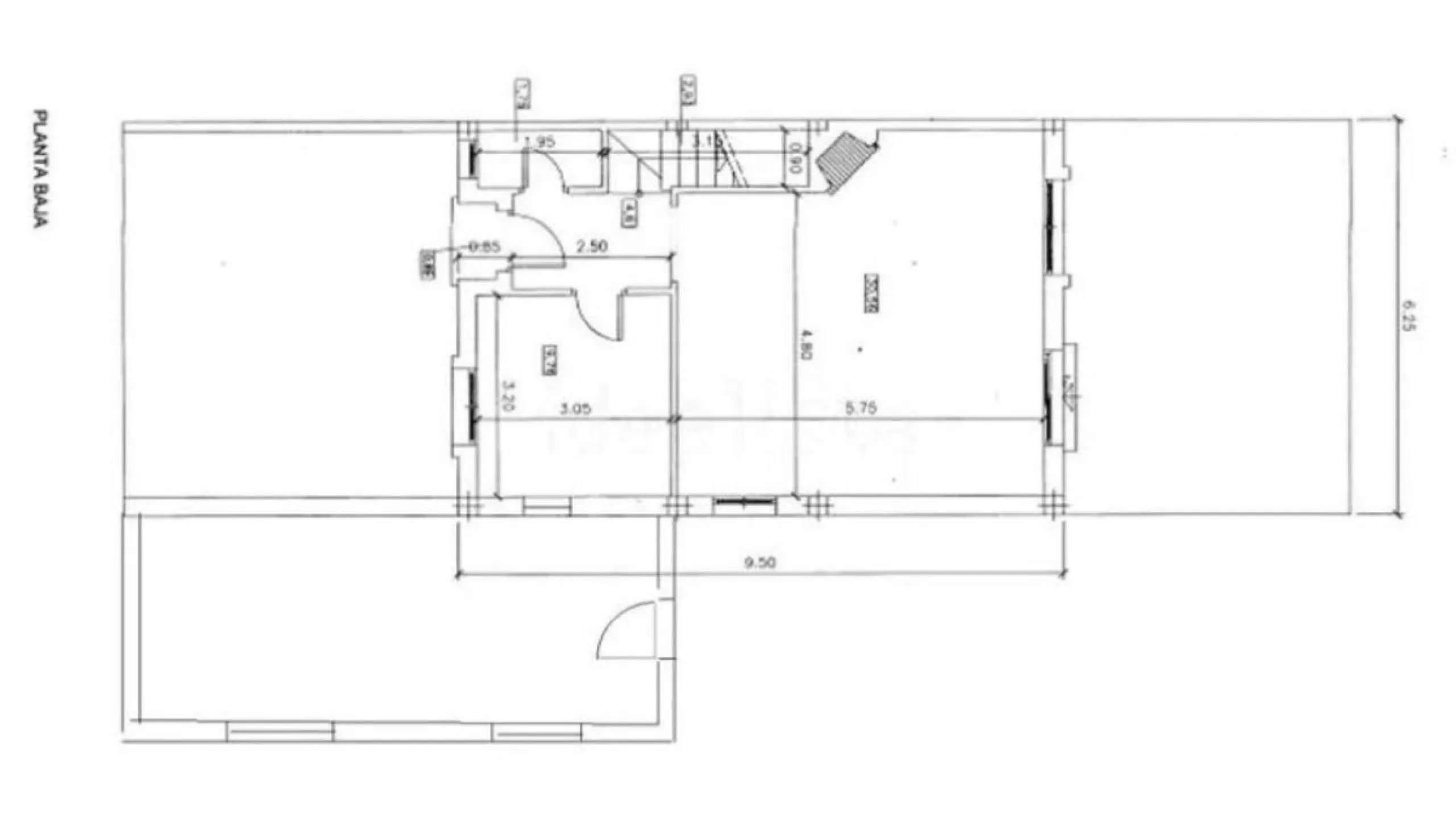 4 спальни | 3 ванные комнаты | 200м² построено | 218м² участок | угловой