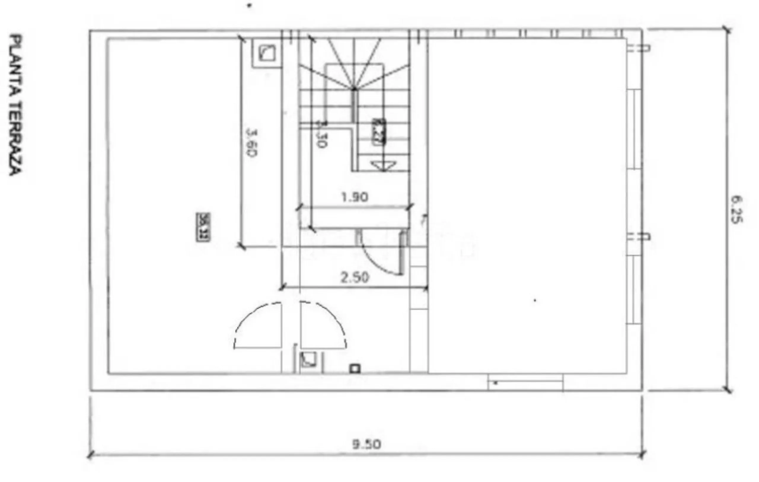 4 спальни | 3 ванные комнаты | 200м² построено | 218м² участок | угловой