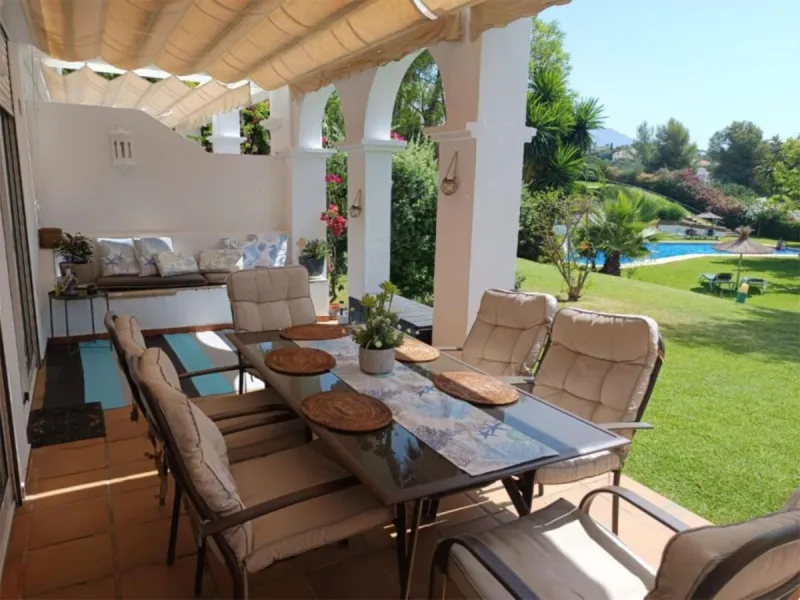 Ground Floor Apartment, La Quinta, Costa del Sol.