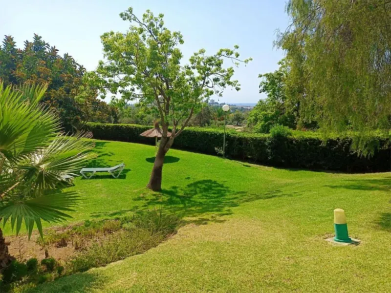 Ground Floor Apartment, La Quinta, Costa del Sol.