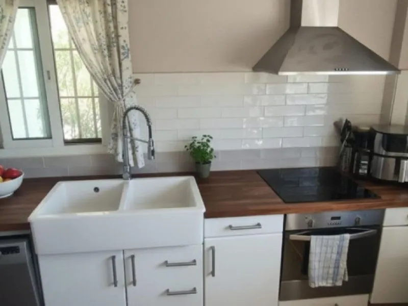 House - Finca - Cortijo в продаже в Coín, Málaga. В доме 3 спален и 3 ванных комнат. Площадь дома 233 м². Площадь участка 3700 м²