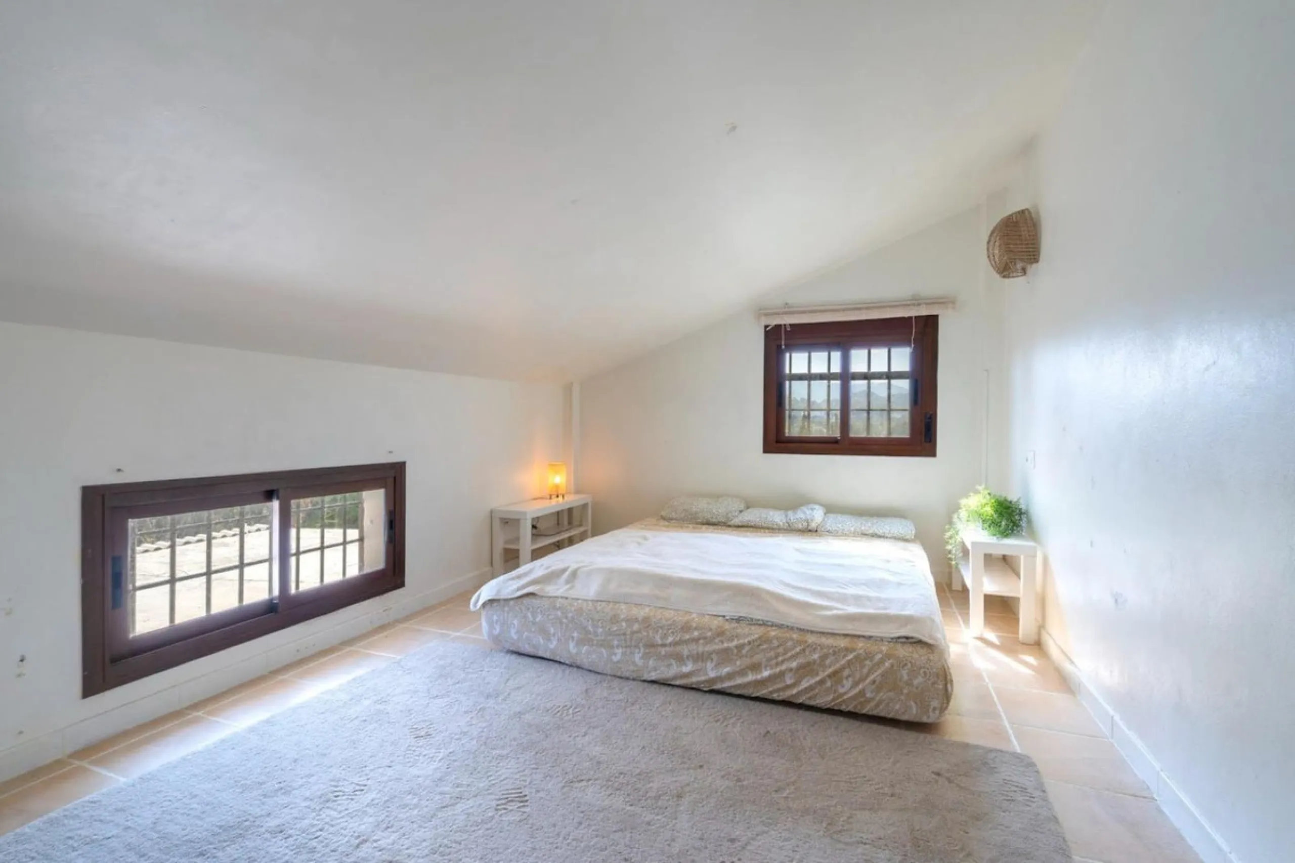 House - Finca - Cortijo в продаже в Coín, Málaga. В доме 3 спален и 3 ванных комнат. Площадь дома 233 м². Площадь участка 3700 м²