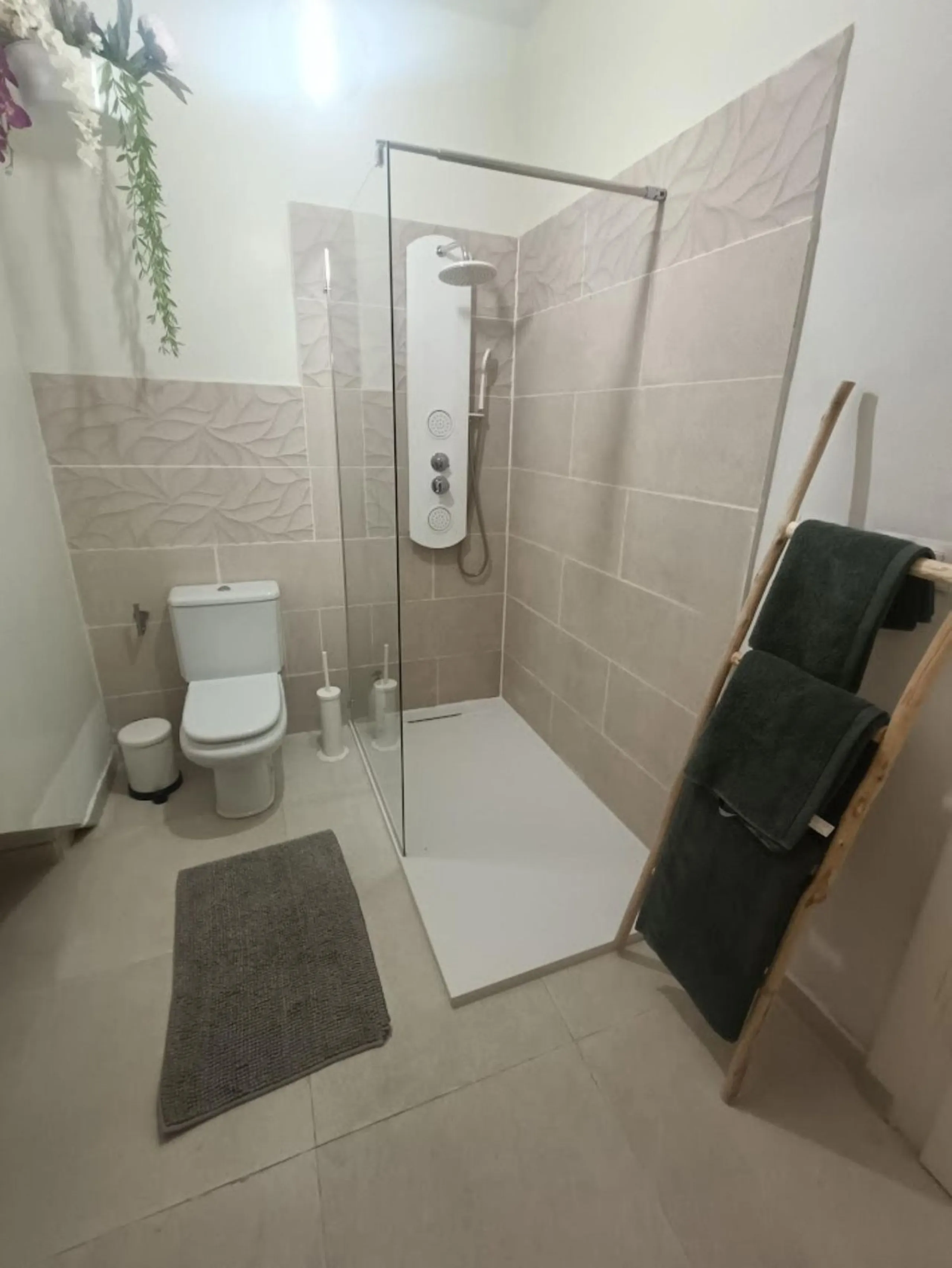 House - Finca - Cortijo в продаже в Coín, Málaga. В доме 3 спален и 3 ванных комнат. Площадь дома 233 м². Площадь участка 3700 м²