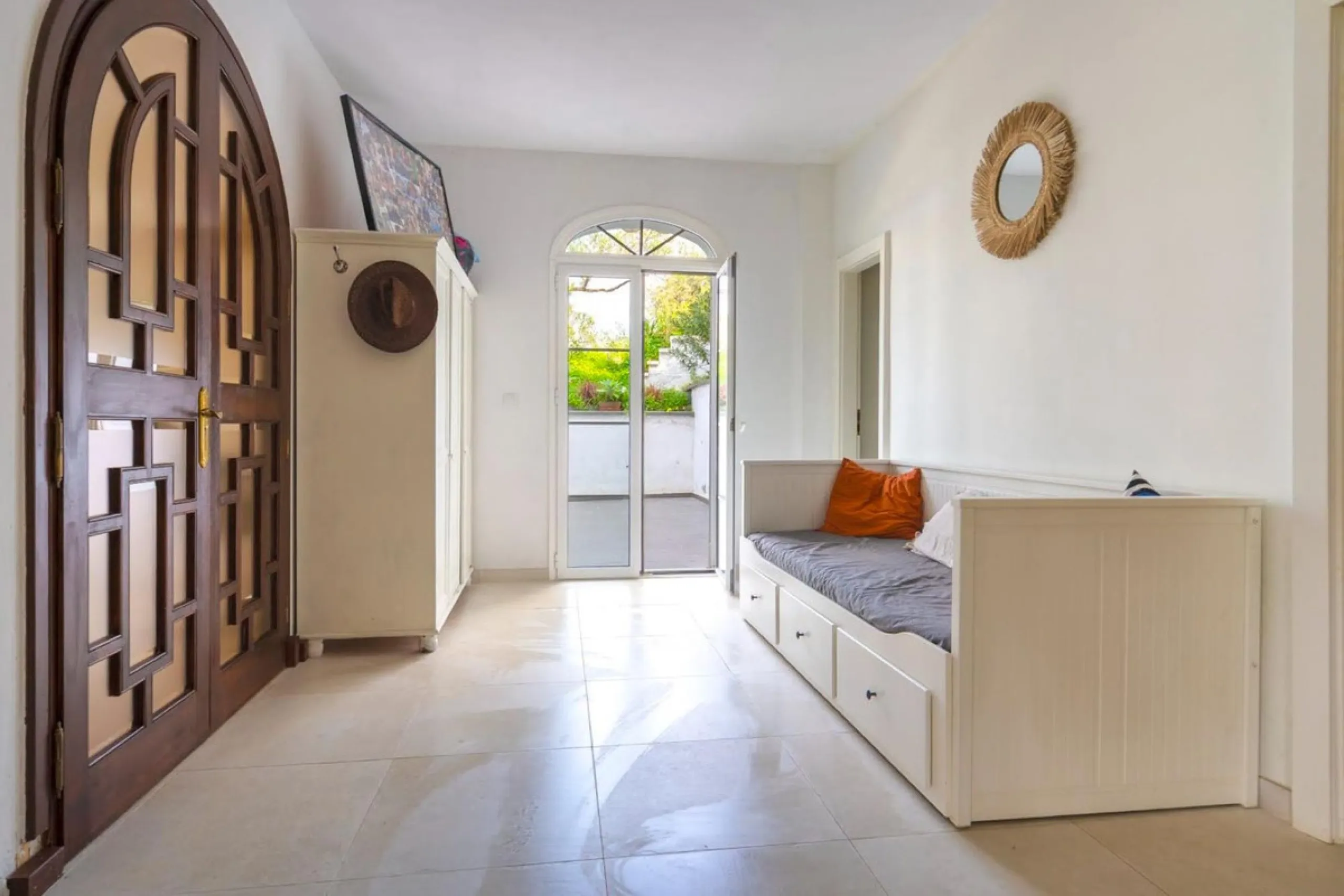 House - Finca - Cortijo в продаже в Coín, Málaga. В доме 3 спален и 3 ванных комнат. Площадь дома 233 м². Площадь участка 3700 м²